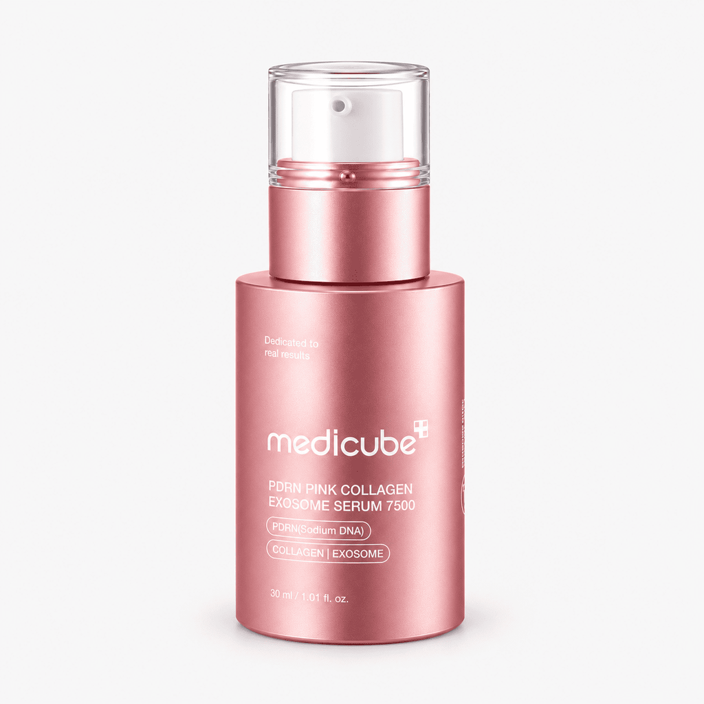 سيروم Medicube PDRN Pink Collagen Exosome 7500 حجم 30 مل زجاجة بمضخة بلون الذهب الوردي وغطاء شفاف